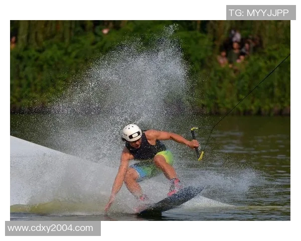 成都与重庆极限运动队赛后复盘探讨灵活性表现与战术调整