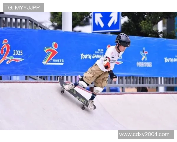 滑板精英赛特别报道：广州街舞队拼搏历程与荣耀瞬间分享